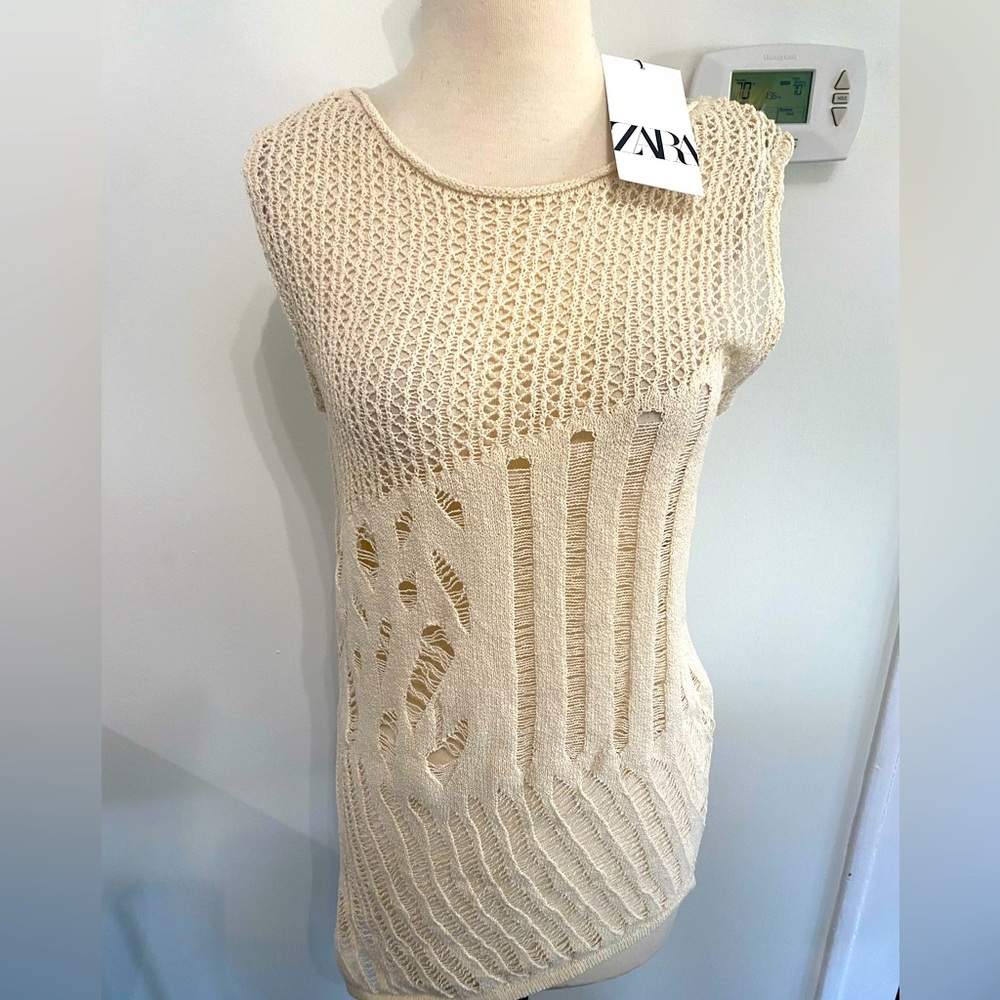 ZARA Cream Sleeveless Knit Top - Size M - NEW